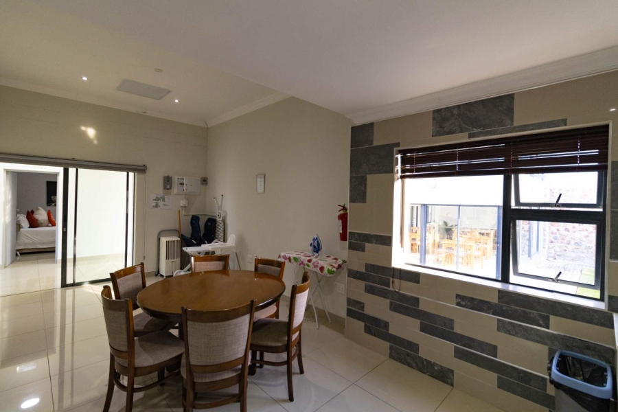 7 Bedroom Property for Sale in Sandbaai Western Cape